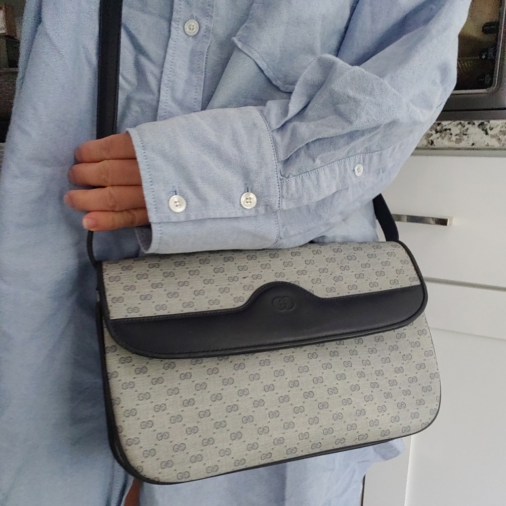 Authentic Vintage Gucci GG Monogram Micro Guccissima Accordion Clutch Crossbody